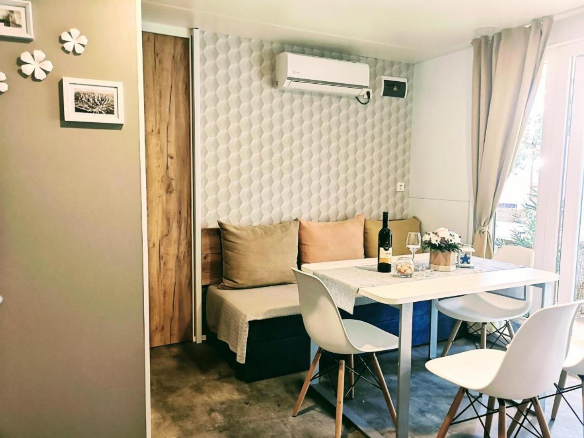 J & R Mobile Homes Biograd Na Moru Eksteriør bilde